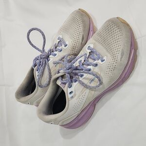 BROOKS GHOST 15- Women's Athletic Shoes - SIZE 8.5